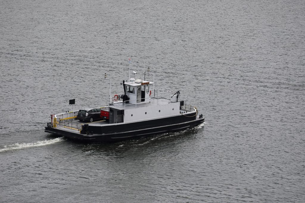 image of chester hadlyme ferry on water